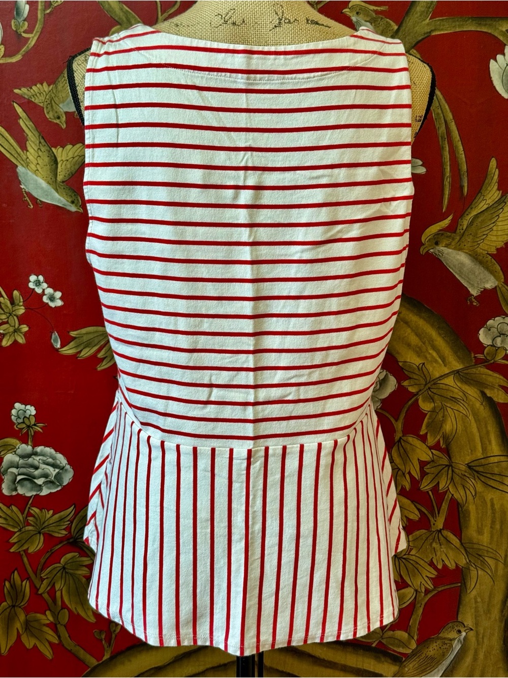 Women’s “Leifnotes” Pleated Tank | #J38 - Picture 6 of 13